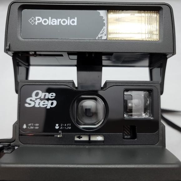 *Vintage* Polaroid OneStep 600 Film - Picture 2 of 14